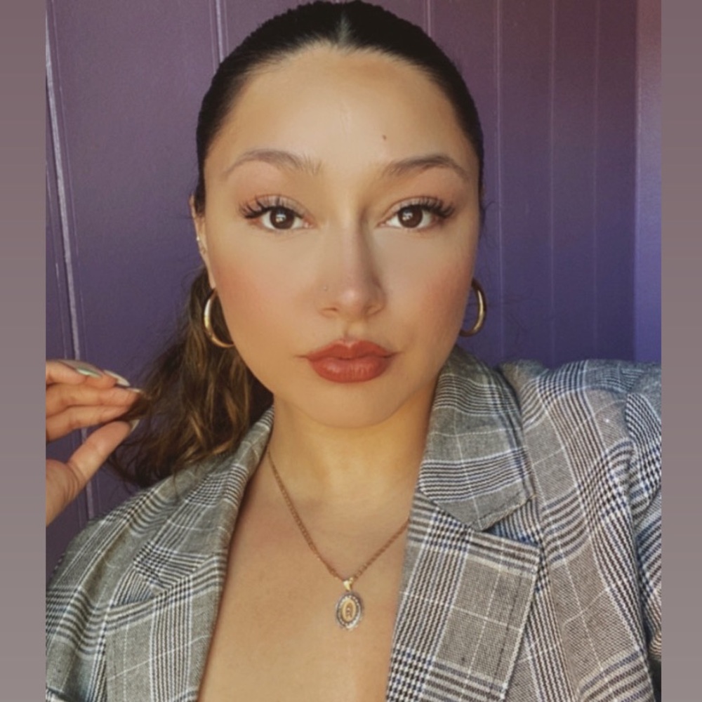 Meet your Posher, Vanessa